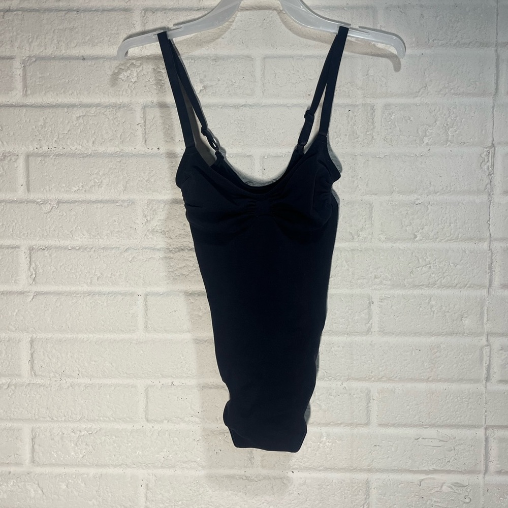 Skims Body Suit Shapewear NWOT